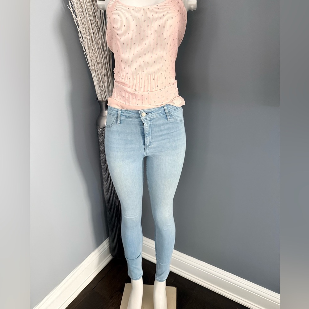 Hollister Light Blue curvy High-Rise Jean legging- Women's